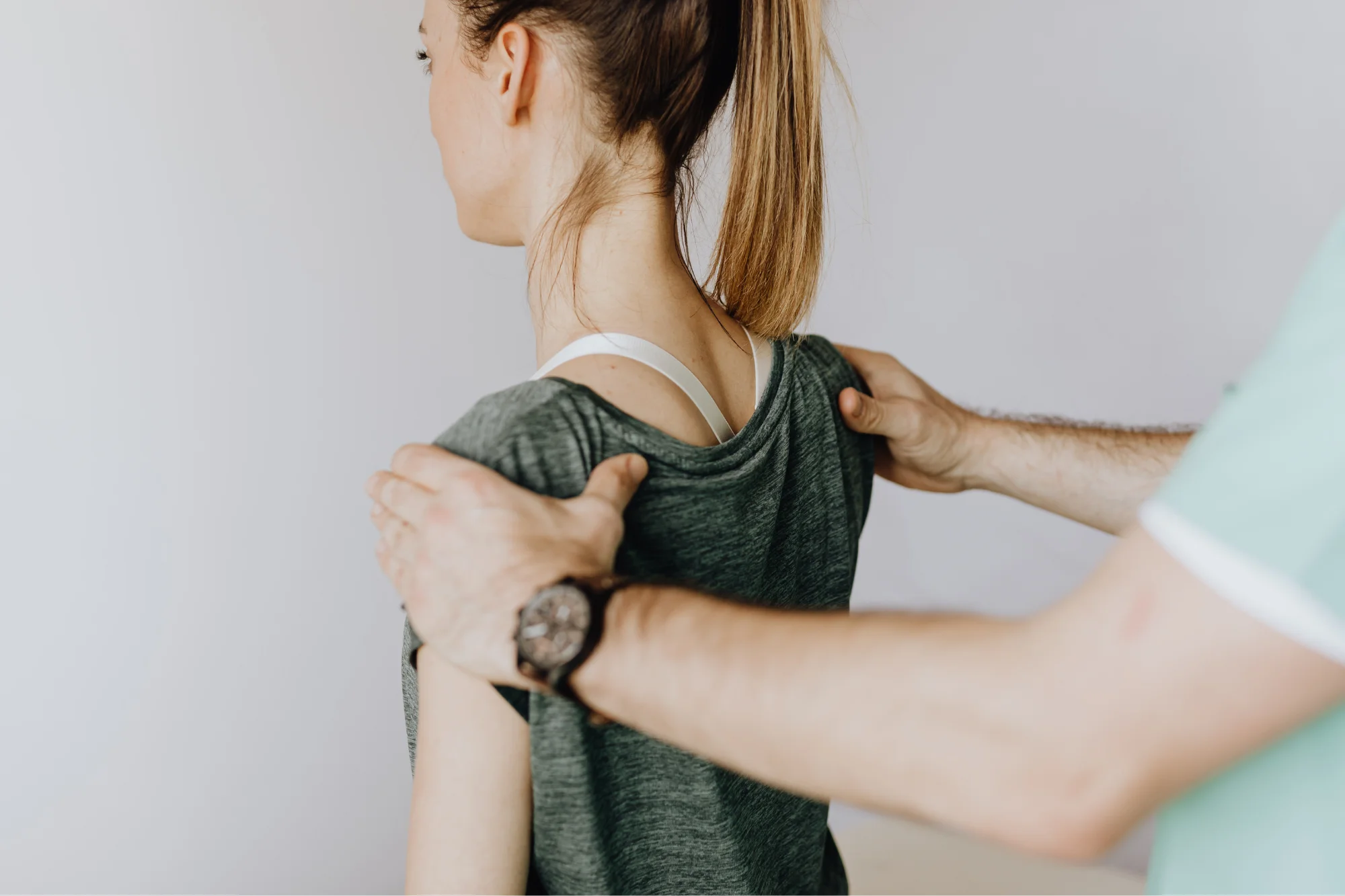 Understanding Shoulder Replacement_ Reverse Total Shoulder vs Total Shoulder